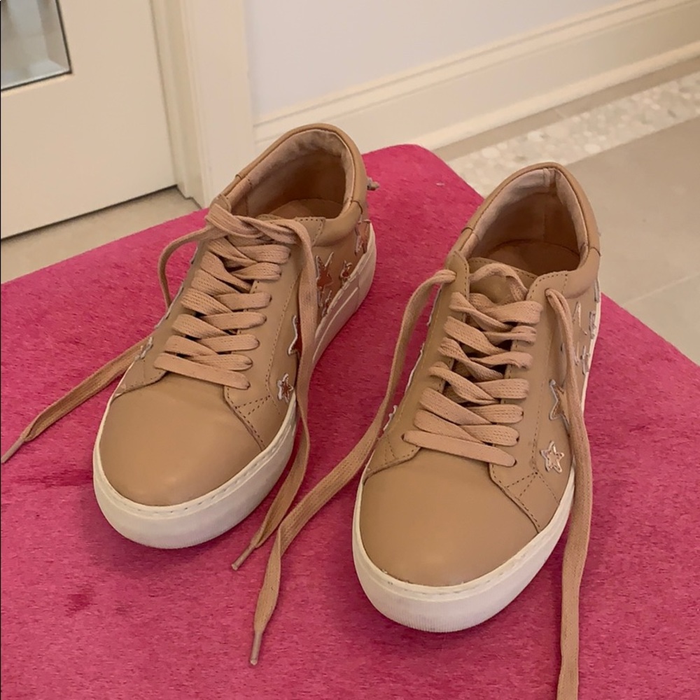 J/slides sneakers